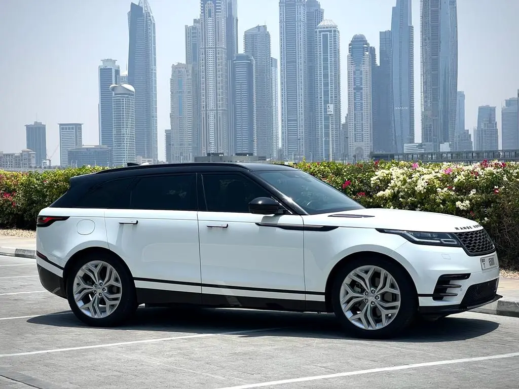 Range Rover Velar (1).webp