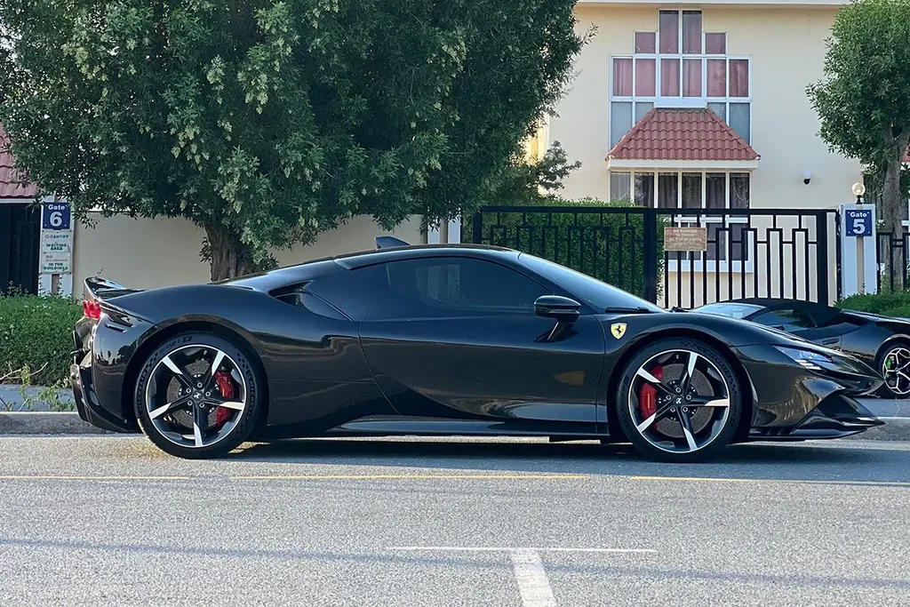 Ferrari Sf90 2023.webp