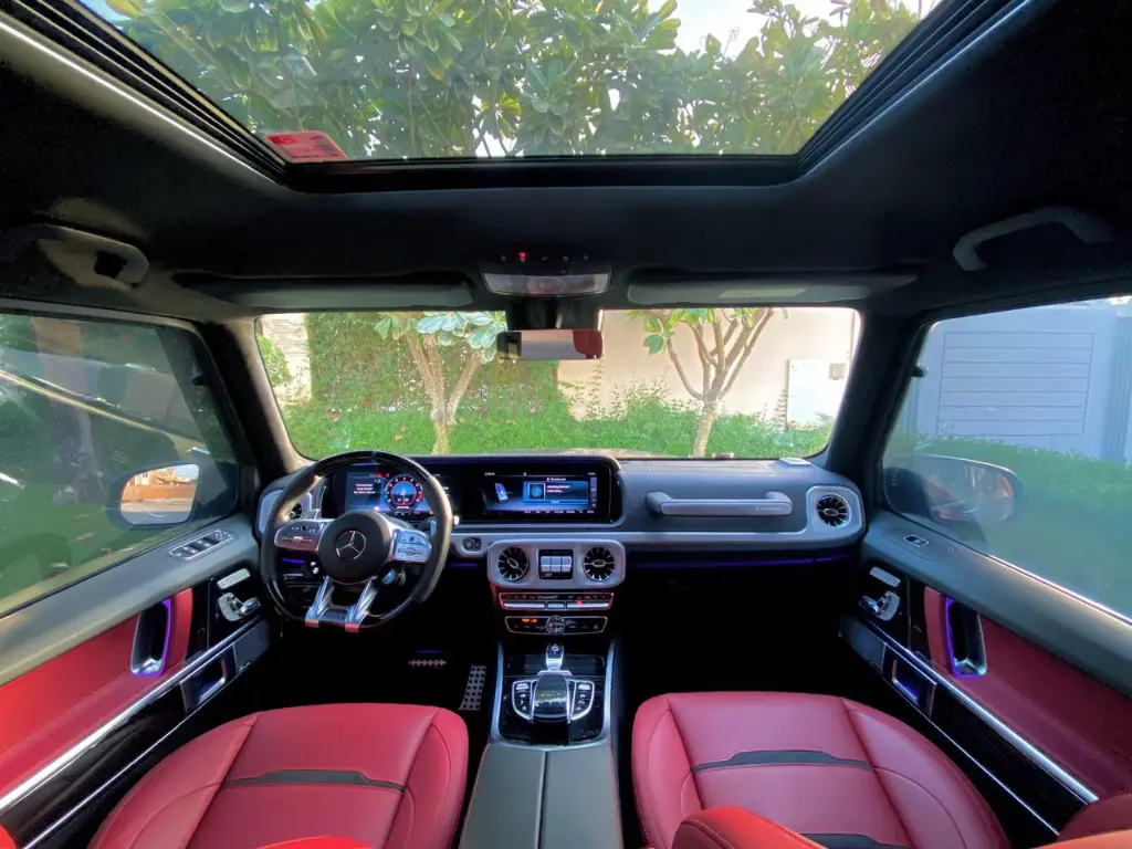 Mercedes G63 Black (2).webp