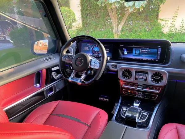 Mercedes G63 Black (4).webp