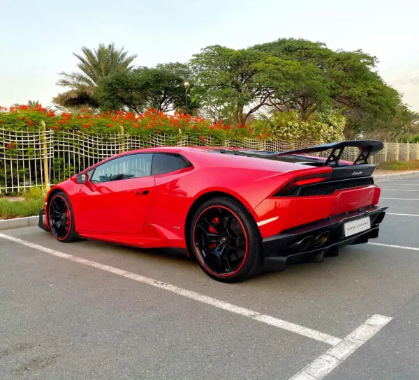 Lamborghini Huracan Coupe (1).webp