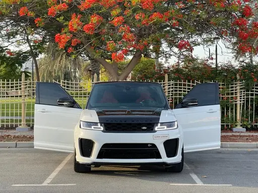 White Range Rover SVR 2022 Rental Dubai