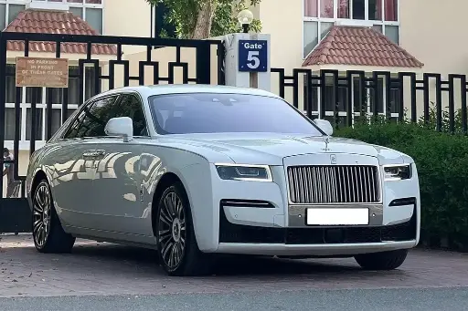 Rent Rolls Royce Ghost White